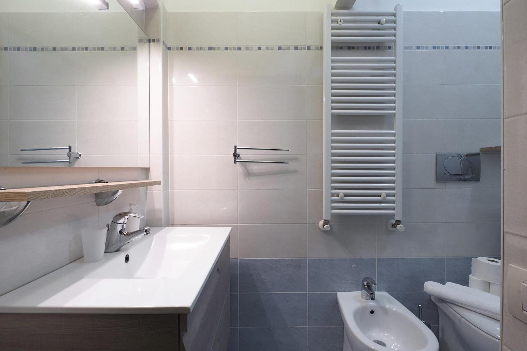 Apartamento Primopiano - Ciaia Milán Exterior foto